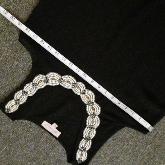 🖤Philosophy🖤 - Sheer Sleeveless Top w/Beaded Neck & Bottom - Picture 11 of 12